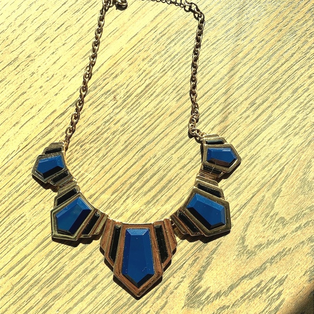 Akira Statement Necklace in Great Condition!